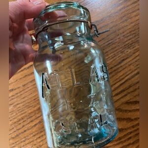 ATLAS EZ SEAL TRADEMARK REG .' 'EMBOSSED ON BOTTOM'' CORN FLOWER BLUE QUART size